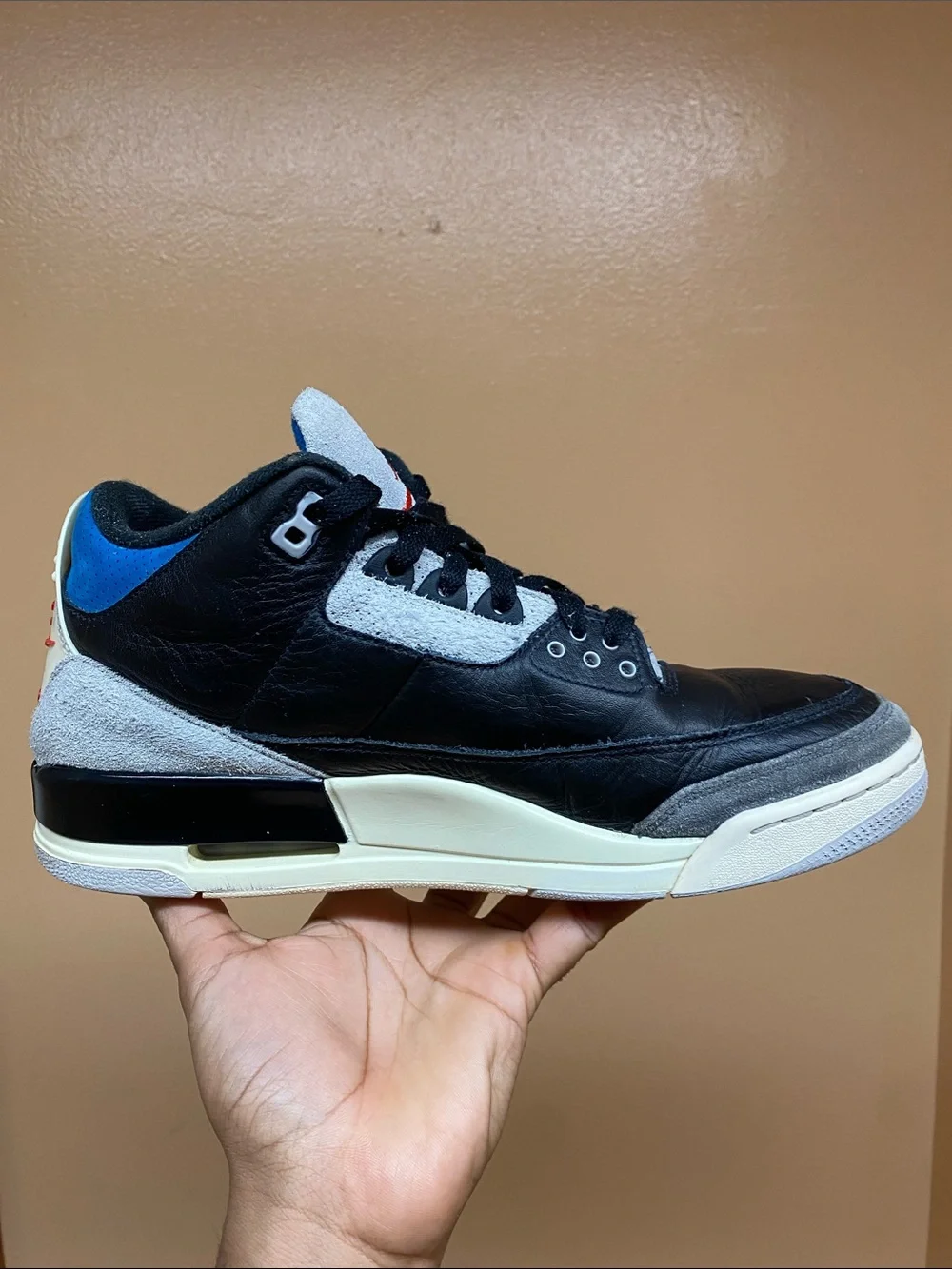 Air Jordan 3 Retro OG “Rare Air” Size 10 IB8967-004